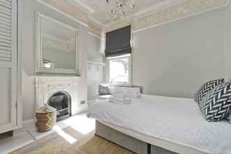 Others 4 Superb Garden Flat in North West London by Underthedoormat
