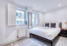 Others 4 Stunning Apartment in Fashionable Marylebone by Underthedoormat