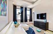 Lainnya 5 The Philadelphia Getaway 2BD Apartment in the Heart of the City