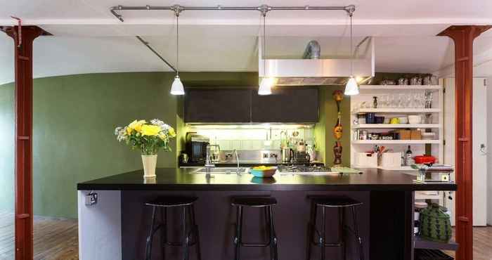 Others Characterful London Bridge Loft