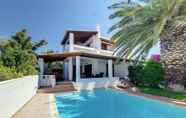 Others 4 Beach Villa With Private Pool Garden and Boat Dock Near the Seafront 3 Bedrooms