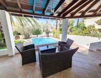 Others 2 Beach Villa With Private Pool Garden and Boat Dock Near the Seafront 3 Bedrooms