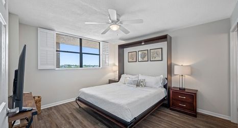 Lain-lain 2 Surfside South 313