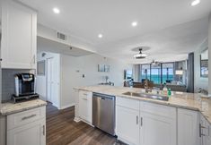 Lain-lain 7 Surfside South 313