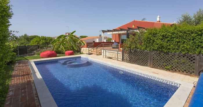 Others Quarteira Villa With Private Heated Pool and Pool Table