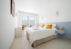 อื่นๆ 5 Benoy De Souza in Lagos