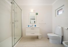 อื่นๆ 7 Benoy De Souza in Lagos