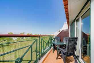 Others 4 Beautiful Vila Sol Golf Apartment by Ideal Homes