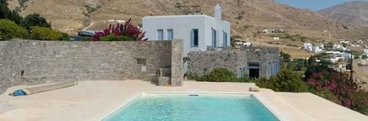 Others An Amazing Stone Villa-a in Serifos