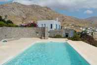 Others An Amazing Stone Villa-a in Serifos