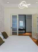 Room Apollonos Meno B1 in Athens