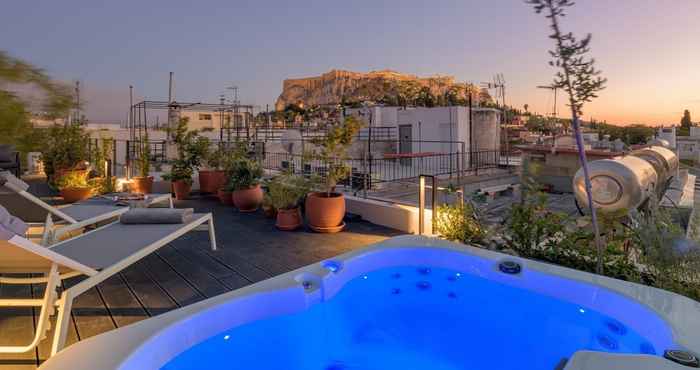 Lain-lain Your 4 Bdrm Dream House w Acropolis View Jacuzzi