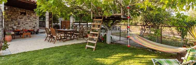 Others Petalidi Stone House With Garden Near the Beach