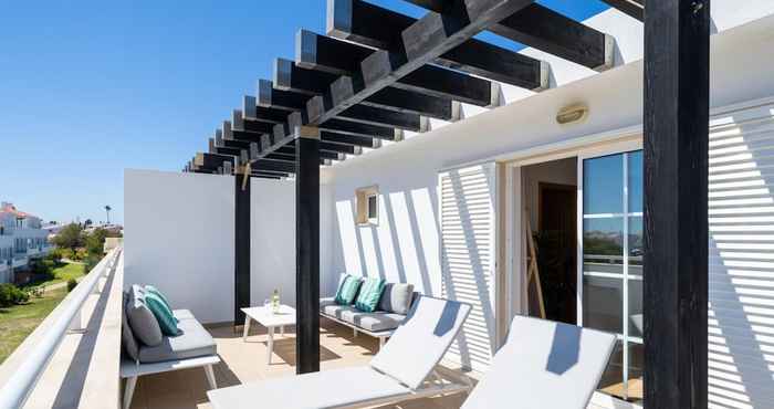 Others The Fresh Breezy Tavira Apartment by Ideal Homes