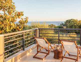 Others 2 Navarino Captain s Villa - Luxury Seaside Retreat