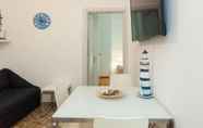 Lain-lain 2 Lovely 2 Bedroom apt in Metaxourgio Center