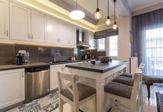 Others 6 Comfortable and Spacious 2 bdr Apt