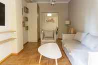 Others Alimos Beach House for 4