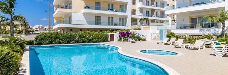 อื่นๆ Modern Lagos Beach Apartment by Ideal Homes