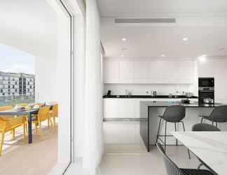 Lainnya 2 Stunning Lagos Deluxe Apartment by Ideal Homes