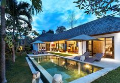 기타 7 Candi Kecil Tiga in Ubud