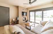 Lainnya 2 Luxury 3 Bedroom Apartment With Garden in Glyfada