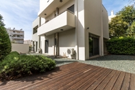 Others Luxury 3 Bedroom Apartment With Garden in Glyfada