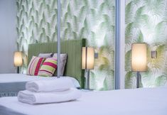 Khác 3 Urban Paradise I by Homie