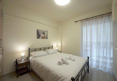 Others 5 Porto Leone in Piraeus