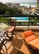 Bilik Encostas do Mar Apartment With sea View and Pool 10 Minutes From the Beach