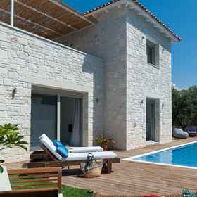 Room1帶私人加熱泳池的普里馬別墅,阿卡迪修道院飯店