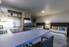 Others 5 Turibana Plaza Suite 15