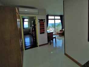 อื่นๆ 4 9B Spacious sea View Apartment Karon Beach Front