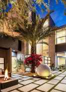 ภาพหลัก Old Town Scottsdale Iconic Modern Mansion