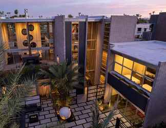 Lainnya 2 Old Town Scottsdale Iconic Modern Mansion