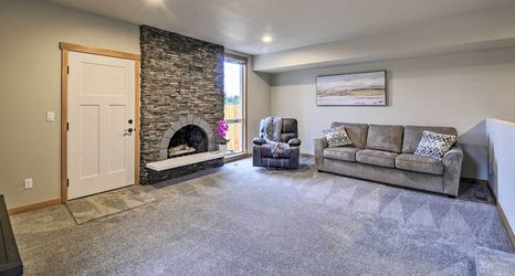 Others 2 Luxurious Tacoma Retreat w/ Quartz Countertops!