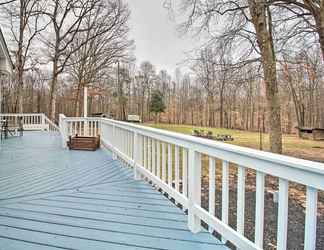 Lainnya 2 Cozy Woodbridge Home w/ Fire Pit & Deck