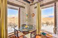 Others Casita Vacation Rental Near Taos w/ Patio!