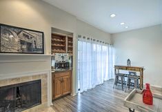 Others 5 Comfortable Dallas Condo Close to Attractions