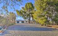 Others 4 Pet-friendly Gem w/ Treehouse 20 Mi to Sedona