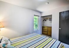 Others 5 Lake-view Getaway: 20 Mi to Olympic Nat'l Park!