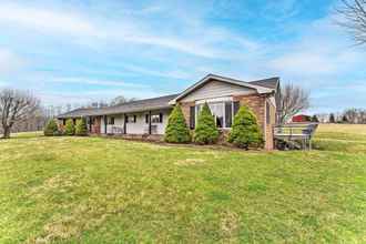 Others 4 West Jefferson Rental: Deck w/ Mountain Views