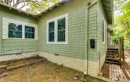 Khác 2 Convenient Little Rock Rental w/ Shared Yard!