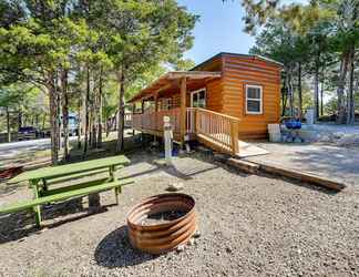 Lainnya 2 Branson Vacation Rental Cabin w/ Foosball Table!