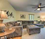 Others 4 Charming Brevard Retreat ~ 3 Mi to Downtown!