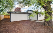 Others 7 Modern Pacific Vacation Rental: 5 Mi to Lake Tapps