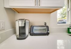 Others 7 Modern Pacific Vacation Rental: 5 Mi to Lake Tapps