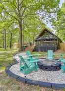 Primary image Modern Fairland Log Cabin w/ Lake Access!