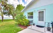 Others 3 Palmetto Vacation Home: Manatee River Access!