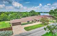 Lainnya 7 Luxury Granbury Home w/ Private Boat Dock!